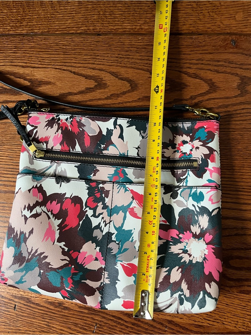 Fossil Floral Crossbody Bag Pink Black Zip Brass Key Adjustable Shoulder Purse - Picture 12 of 12